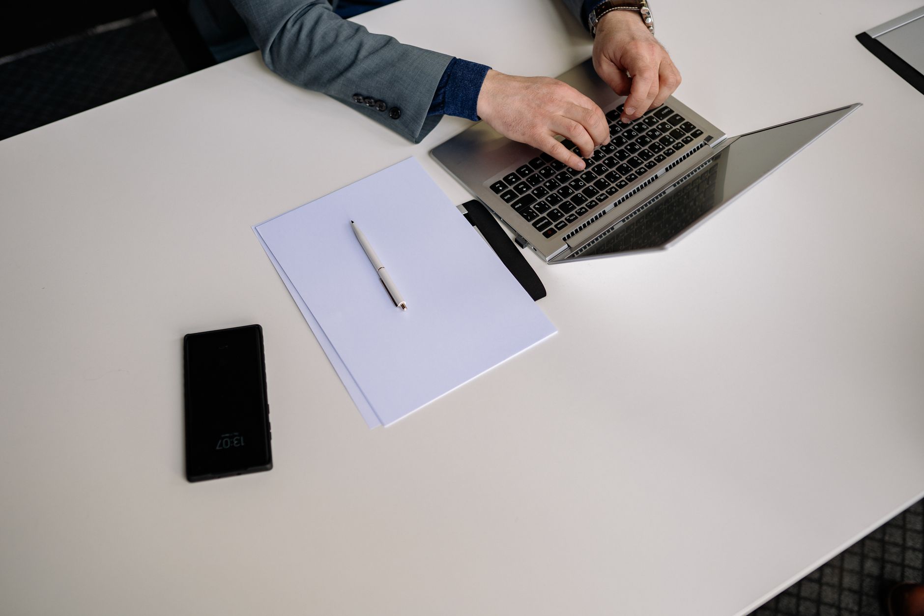 Cómo aplicar la regla 1-3-5 para productividad en múltiples trabajos sin saturación