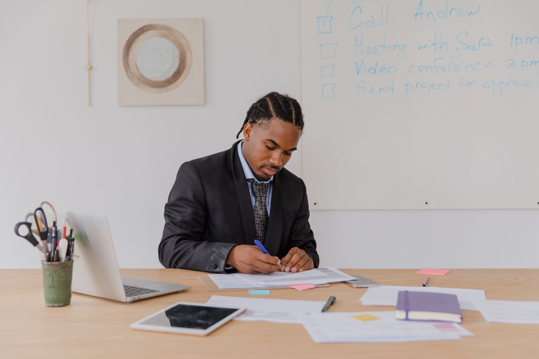 Freelancer organizing client emails into Foco tasks using email capture.