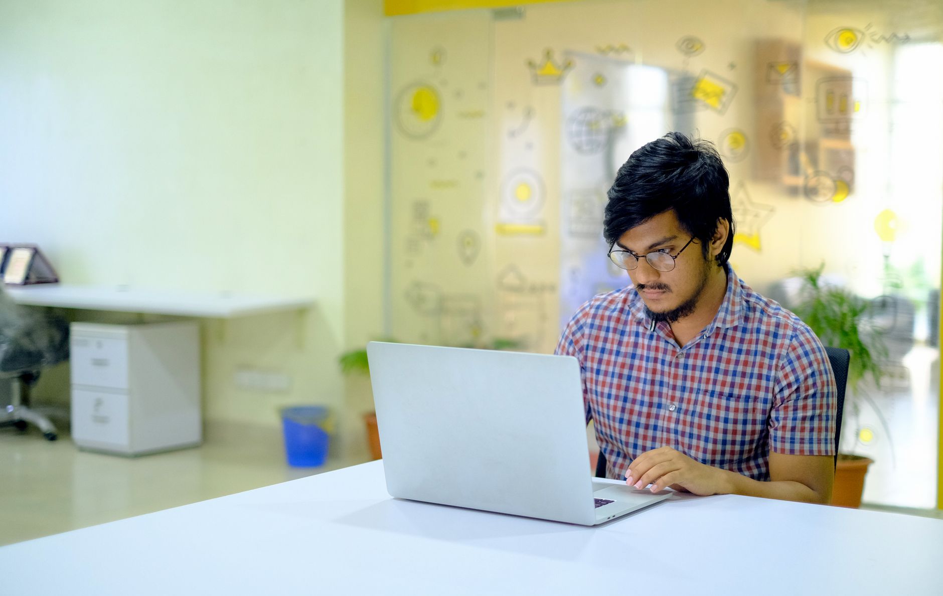 How to consolidate Linear and Asana tasks in one list (without migrating data or stopping their use)