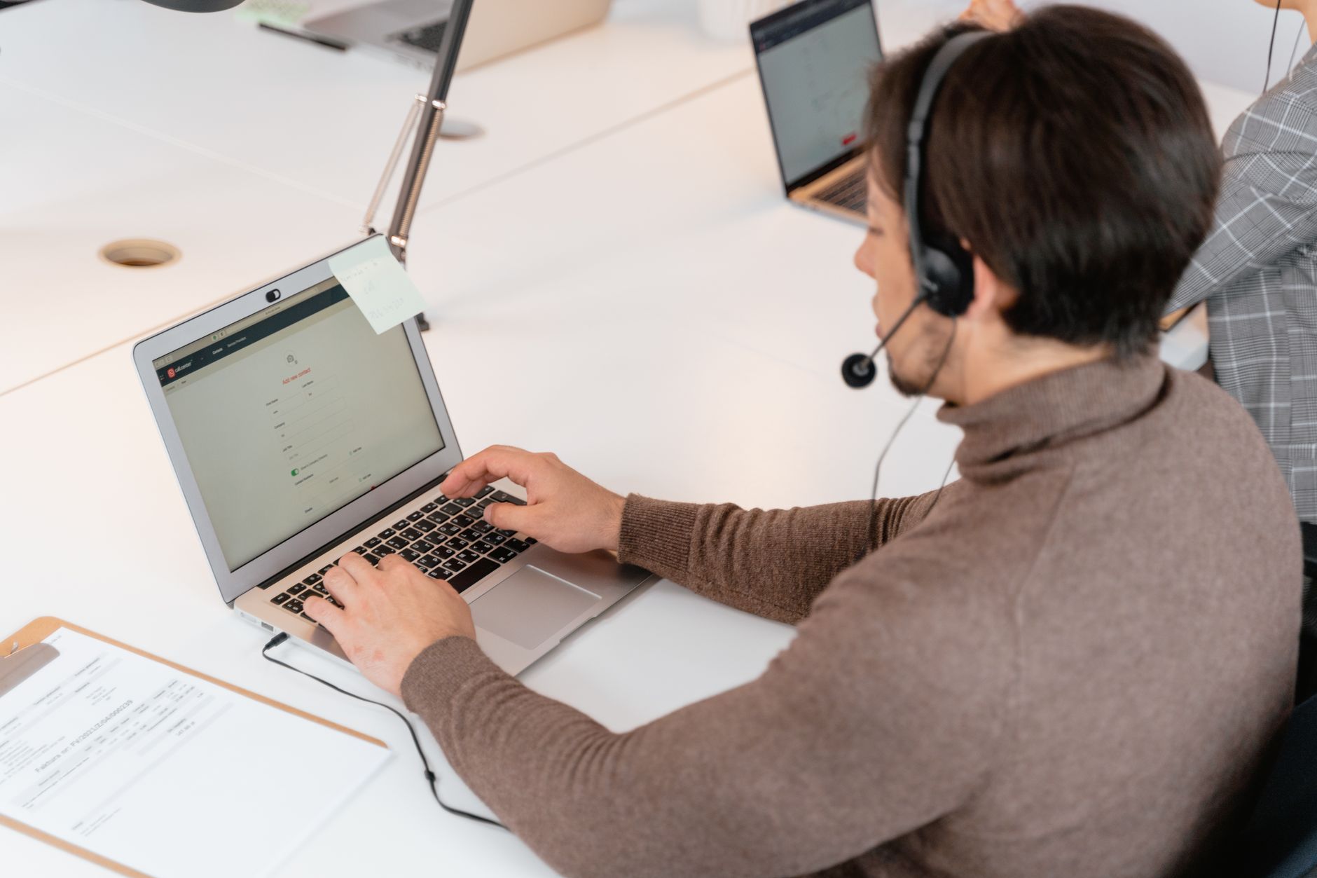 How to Group Tasks from Multiple Clients in One List Without Missing Deadlines: Step-by-Step Guide