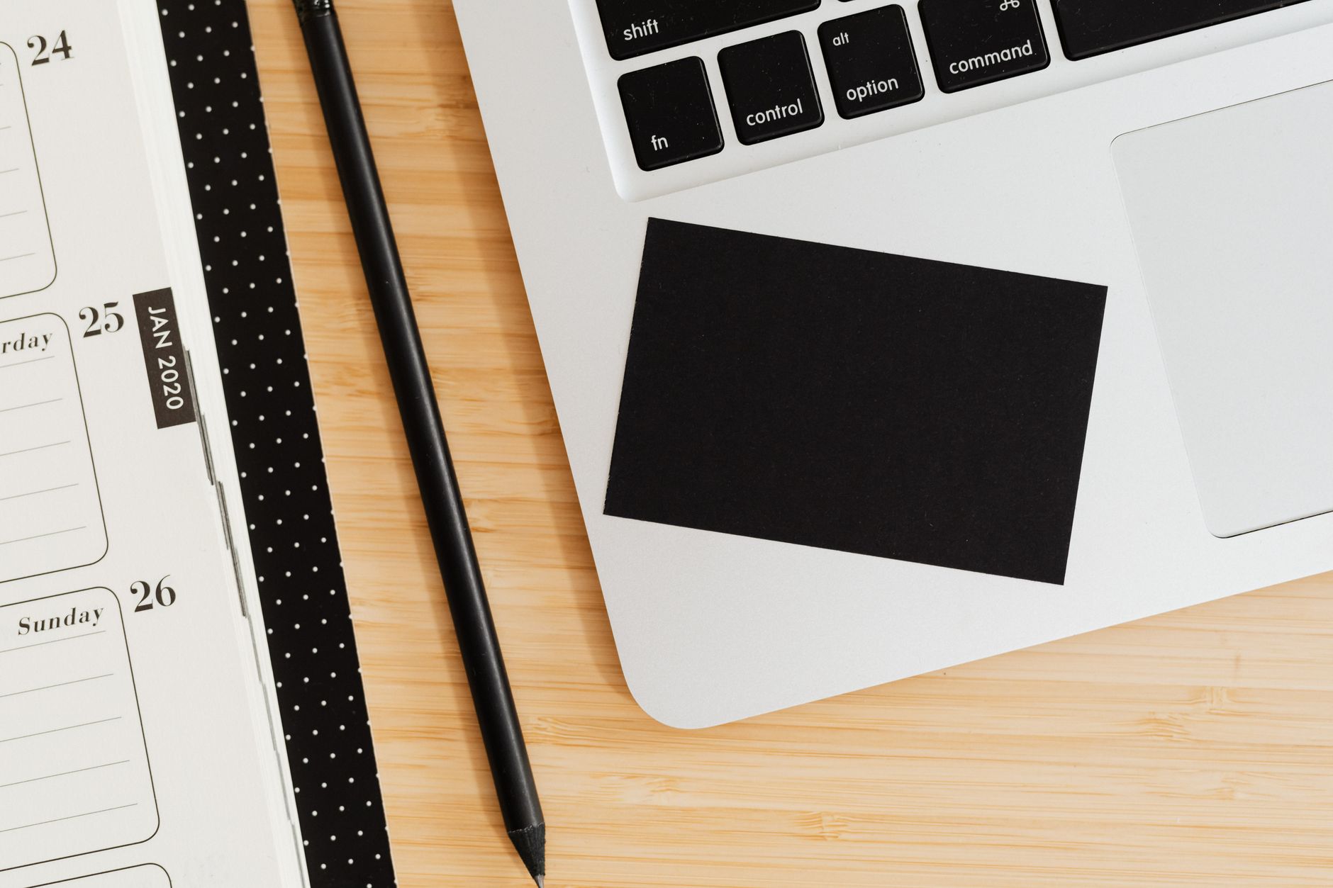 Daily Planner for Freelancers with Multiple Time Zones: How to Avoid Confusion and Overlaps in Foco