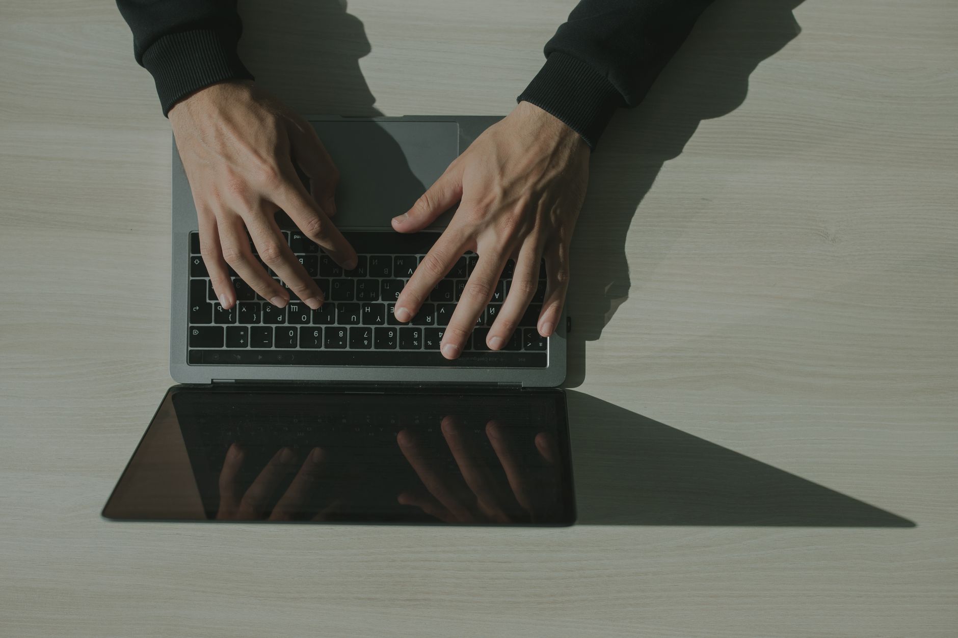 How to Turn Emails into Tasks for Freelancers with Multiple Clients: A Step-by-Step Guide with Real Examples