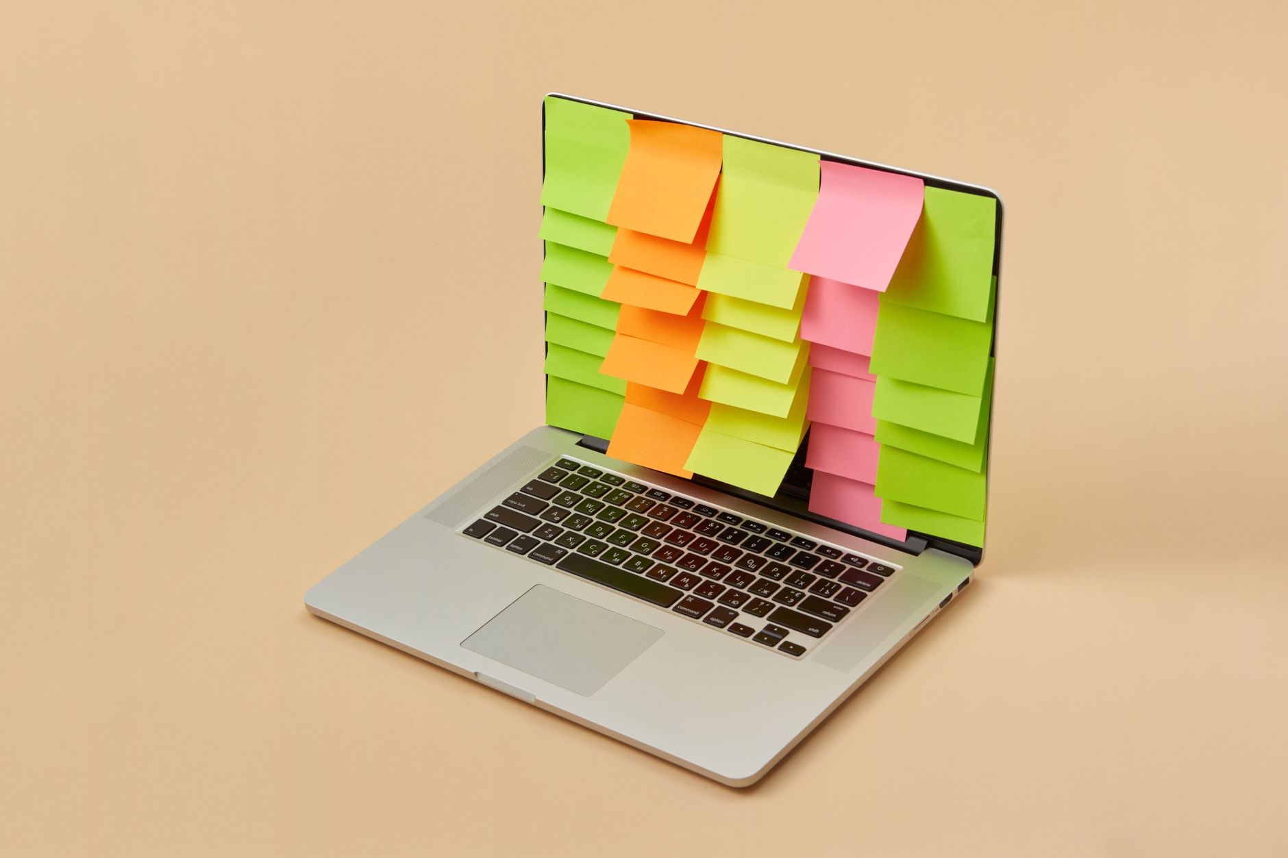 Digital Kanban board with color-coded tasks in Foco.