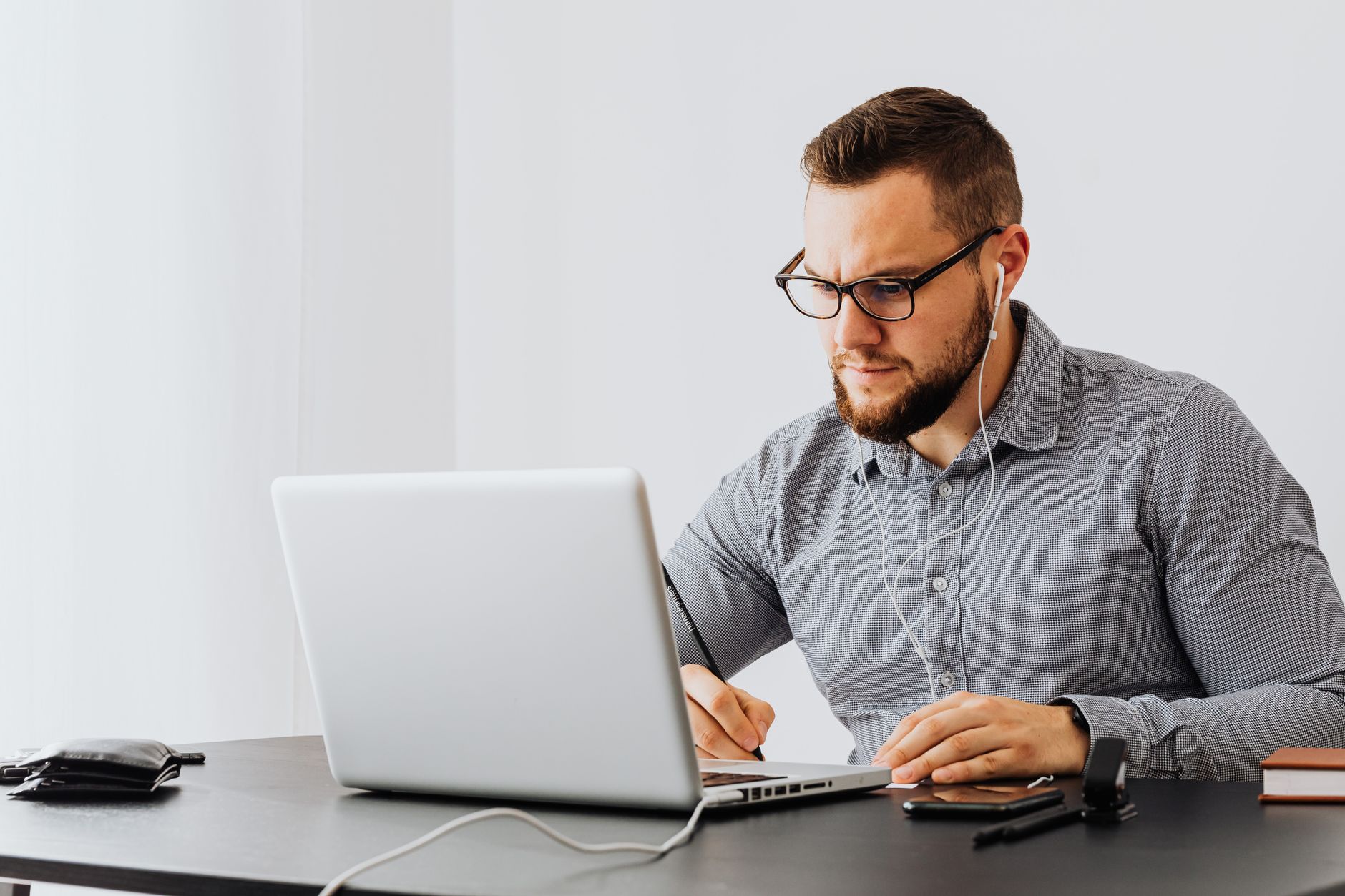 The Zeigarnik Method for Productivity: How to Remember Pending Tasks and Work on Multiple Projects Without Forgetting Anything