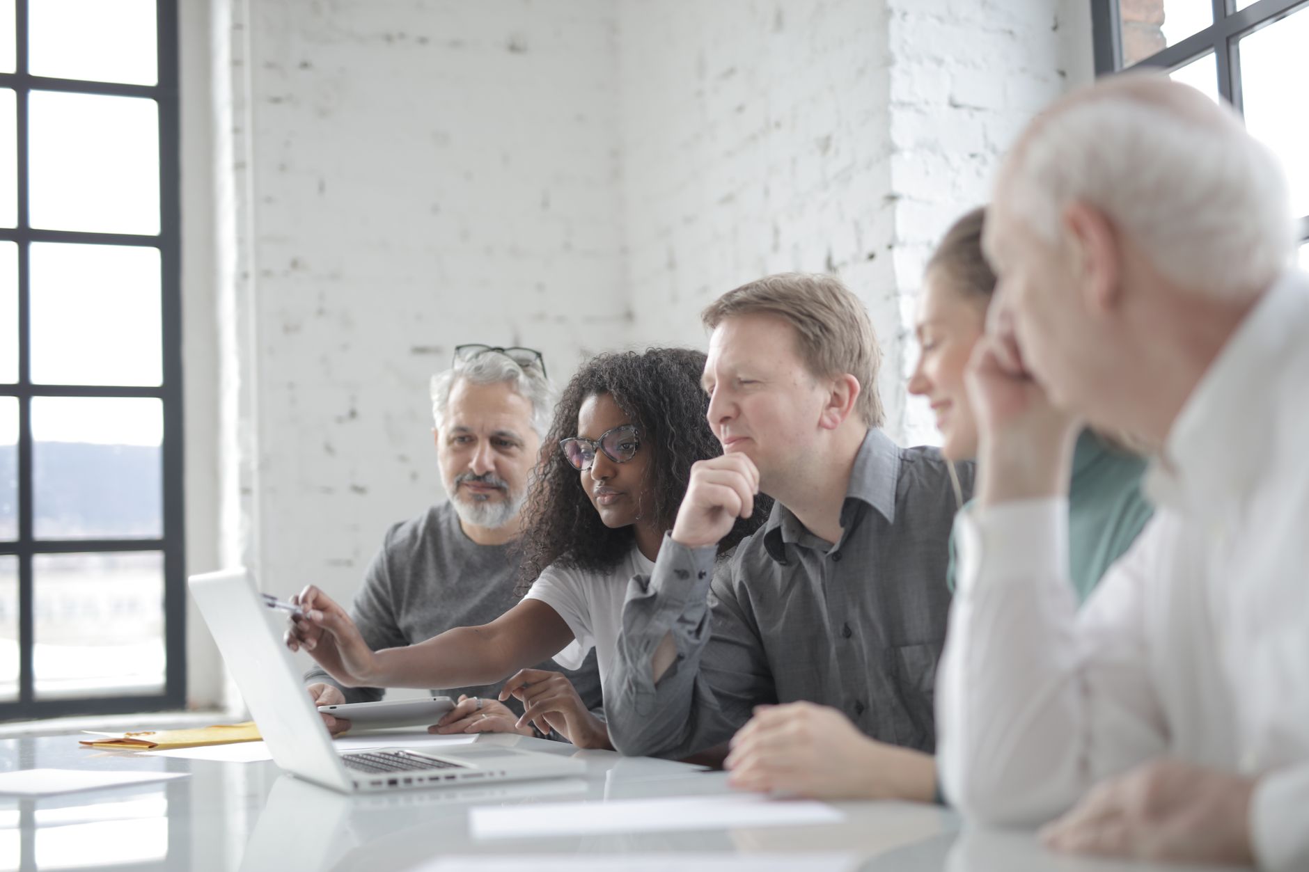 How to Use the 5-Second Rule for Procrastination When Managing Multiple Jobs (With Examples)