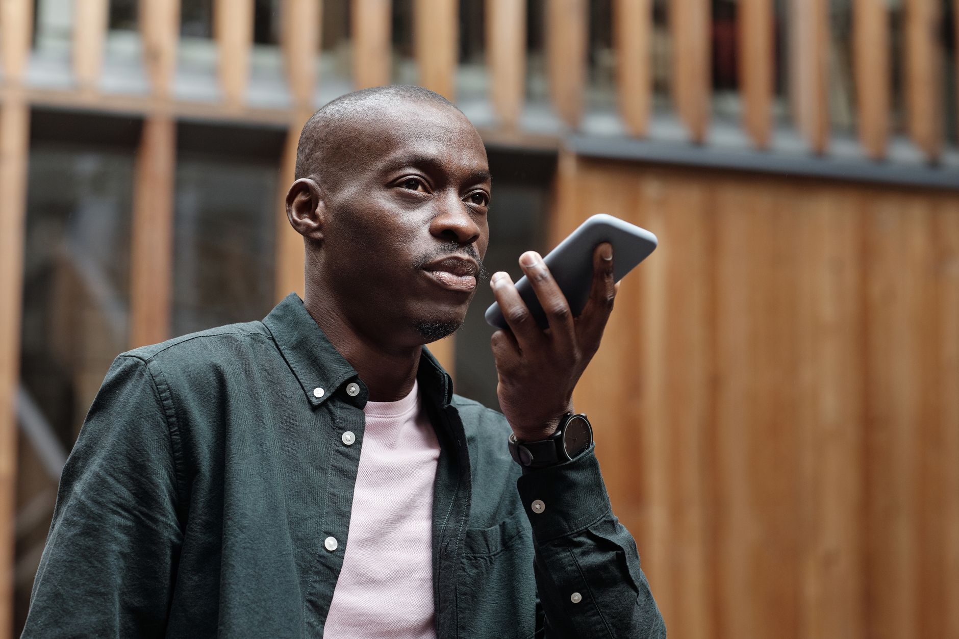 Freelancer using voice capture in Foco to add tasks quickly from a phone