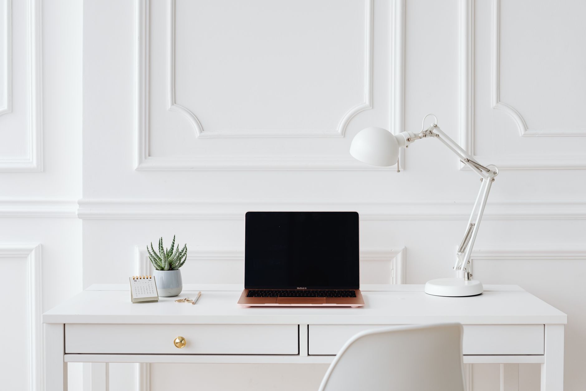 Task manager for plumbers with multiple clients: how to organize appointments, materials, and follow-ups without losing control