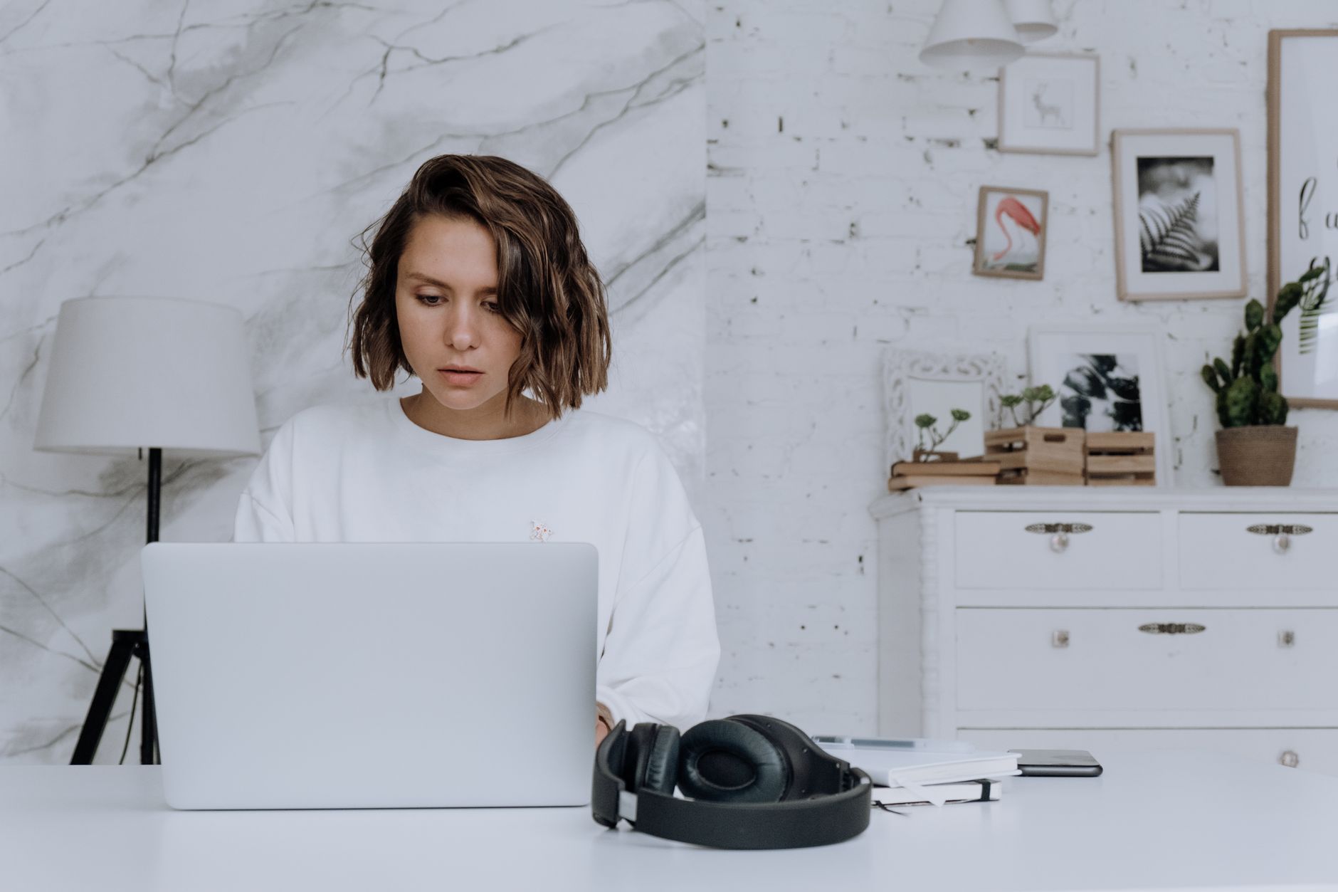 How to Apply the Two-Minute Rule for Multiple Jobs and Prevent Small Tasks from Sabotaging Your Productivity