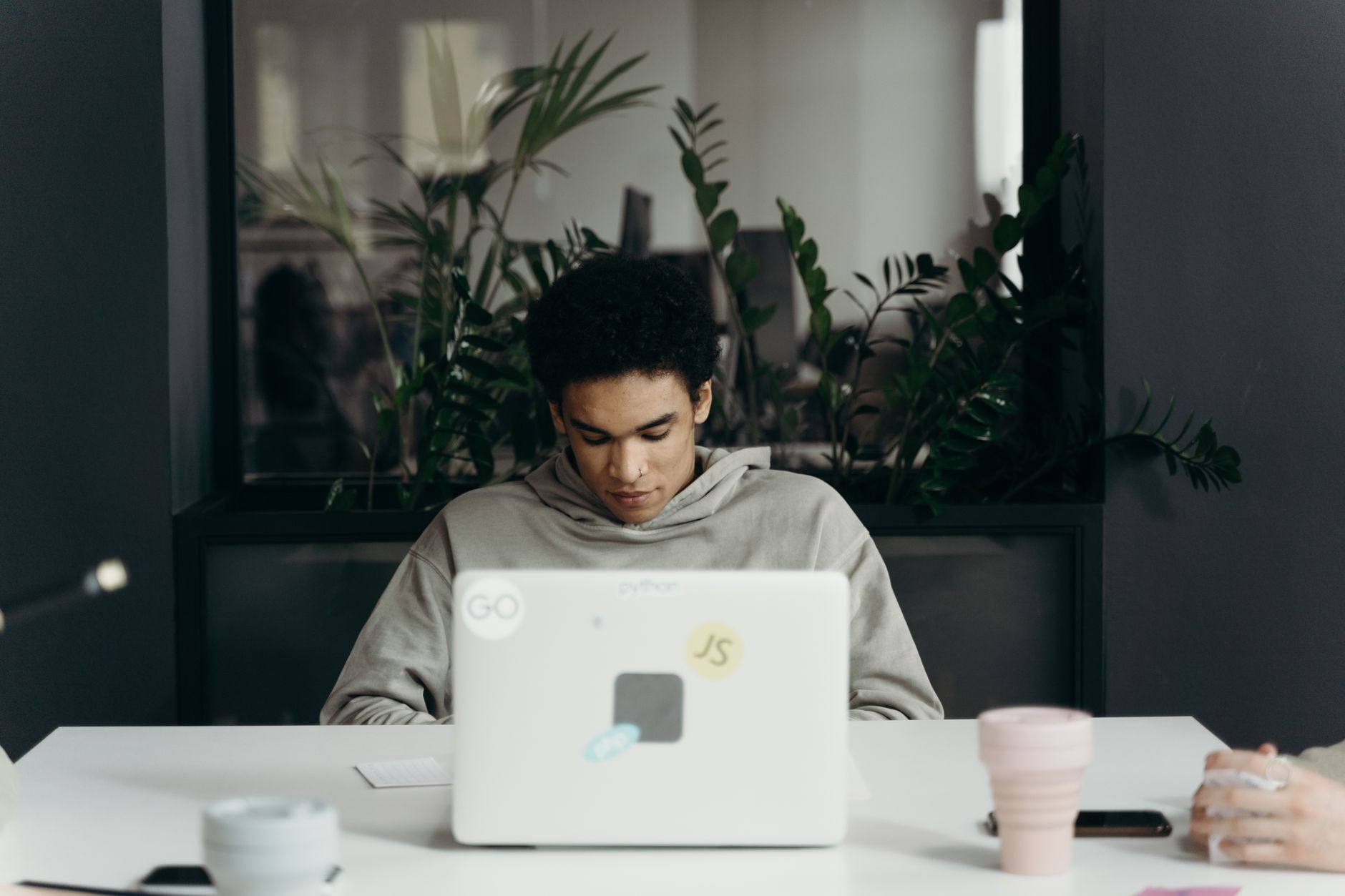 Time blocking para freelancers con horarios irregulares: guía paso a paso para dominar el caos