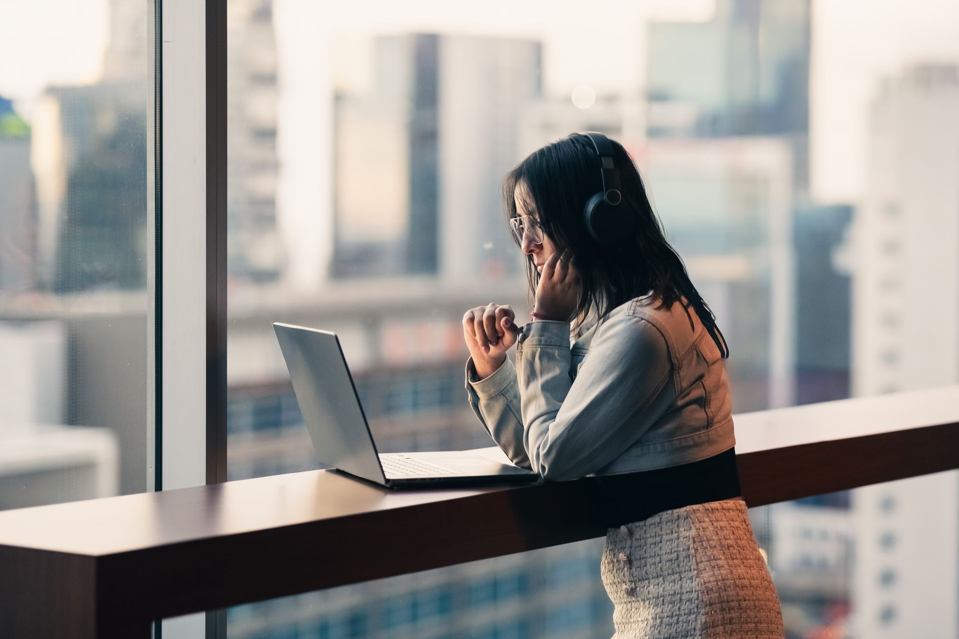 Time blocking vs batching for freelancers: how to choose the method that boosts your productivity with multiple clients