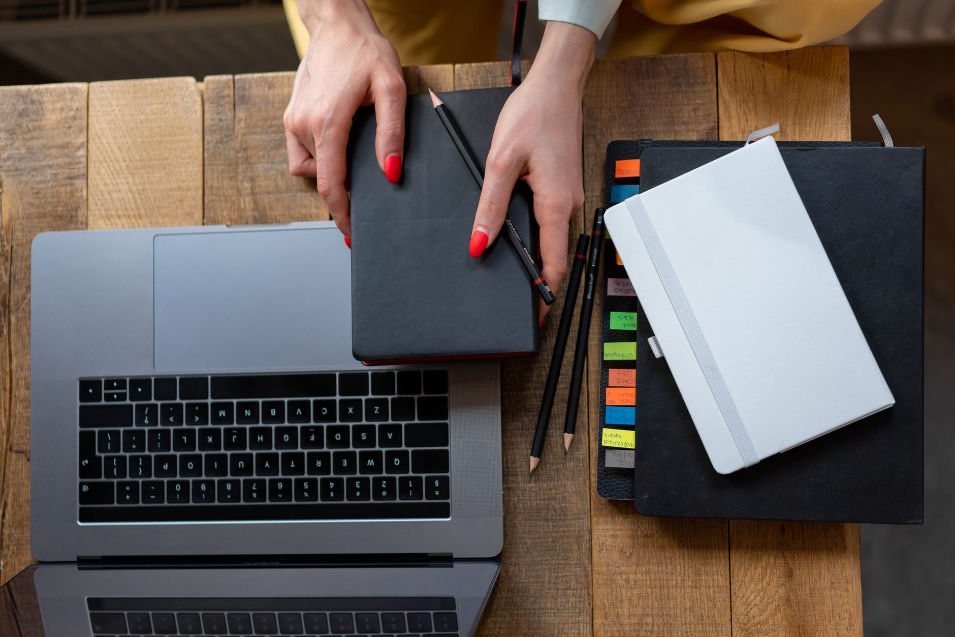 **Freelance** writers' to-do list: how to organize deadlines, revisions, and clients in one place