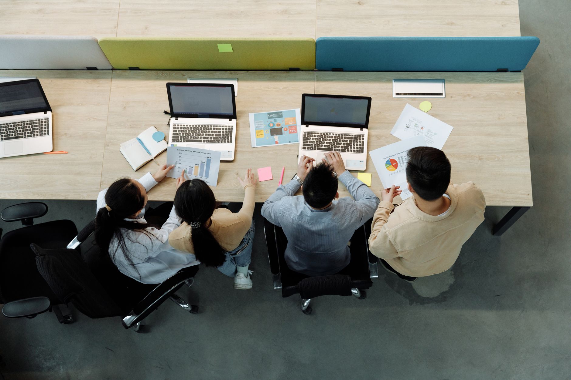 To-Do List for Freelancers with Multiple Email Accounts: How to Centralize Tasks Without Losing Important Emails